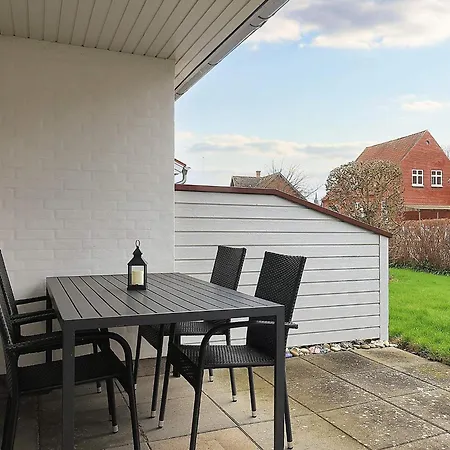 4 Person In R Sk Bing Ærøskøbing