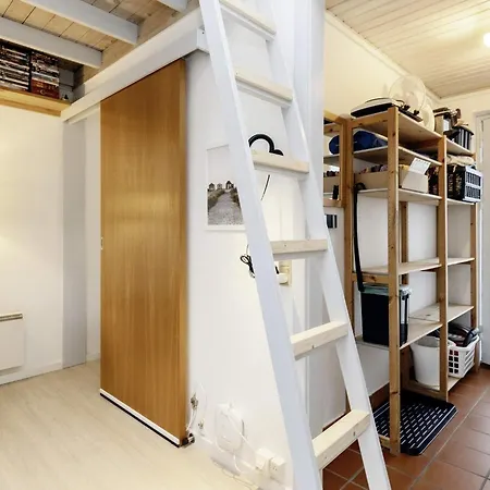 4 Person In Aeroskobing-by Traum * Ærøskøbing